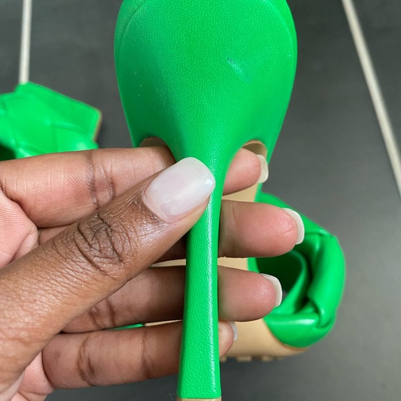 Bottega Veneta Lido Mule Size 8 - Picture 5 of 8